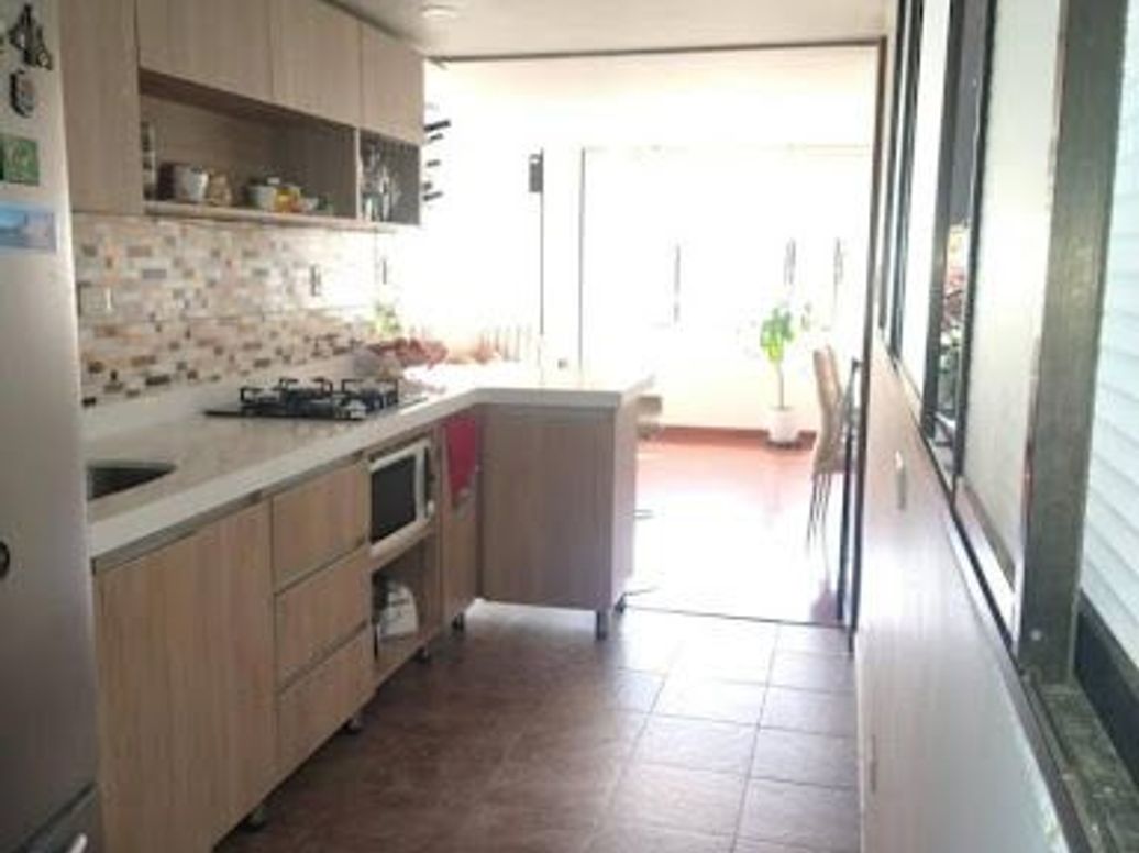 Apartamento de 3 alcobas en venta en Nicolas De Federman, Bogotá, 94 m² · foto 6 de 8