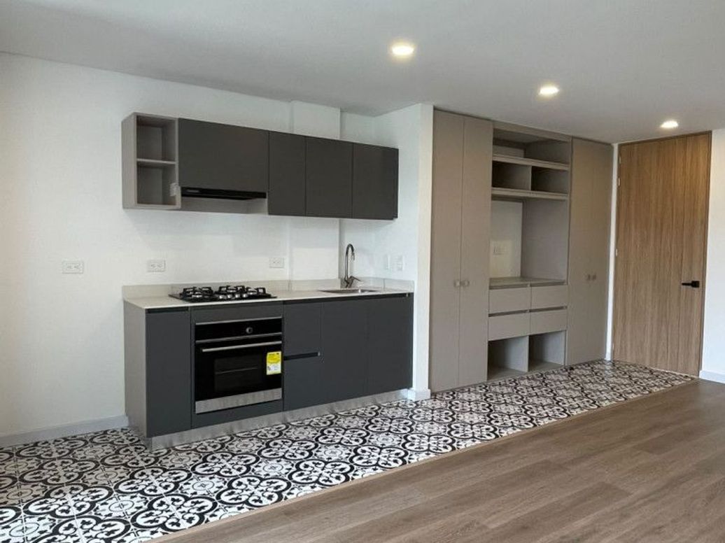 Apartaestudio en venta en Pasadena, Bogotá, 40 m² · foto 2 de 16