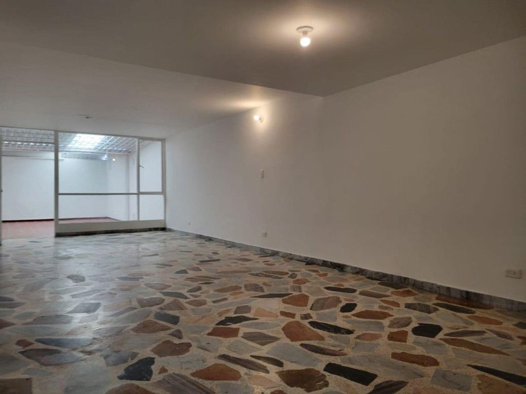 Casa de 4 alcobas en venta en Polo Club, Bogotá, 350 m² · foto 7 de 15