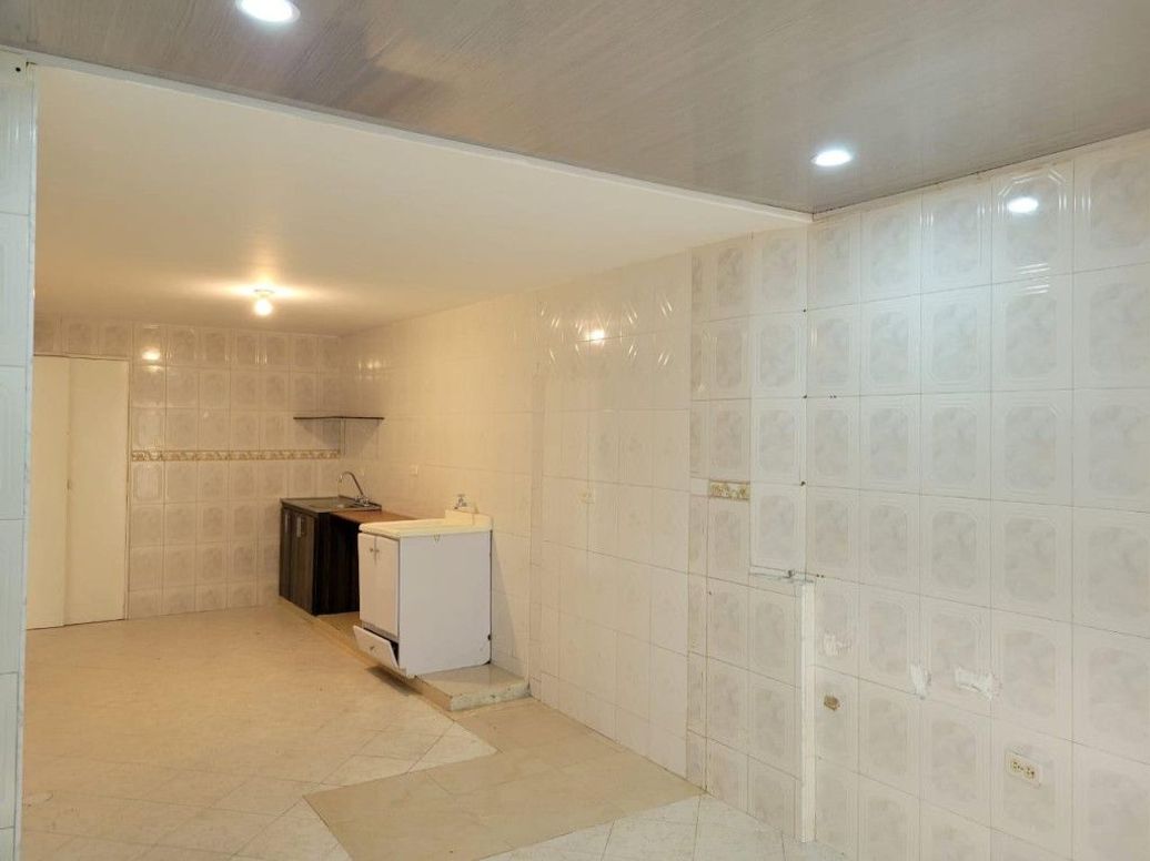 Casa de 4 alcobas en venta en Polo Club, Bogotá, 350 m² · foto 8 de 15