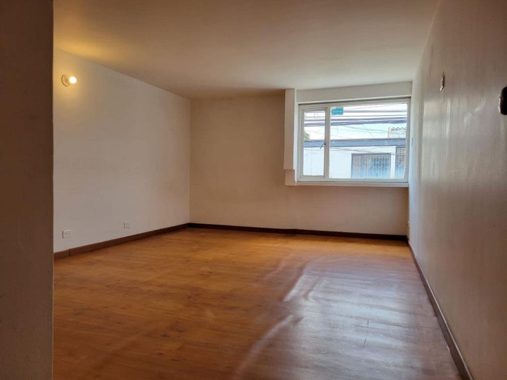 Casa de 4 alcobas en venta en Polo Club, Bogotá, 350 m² · foto 11 de 15