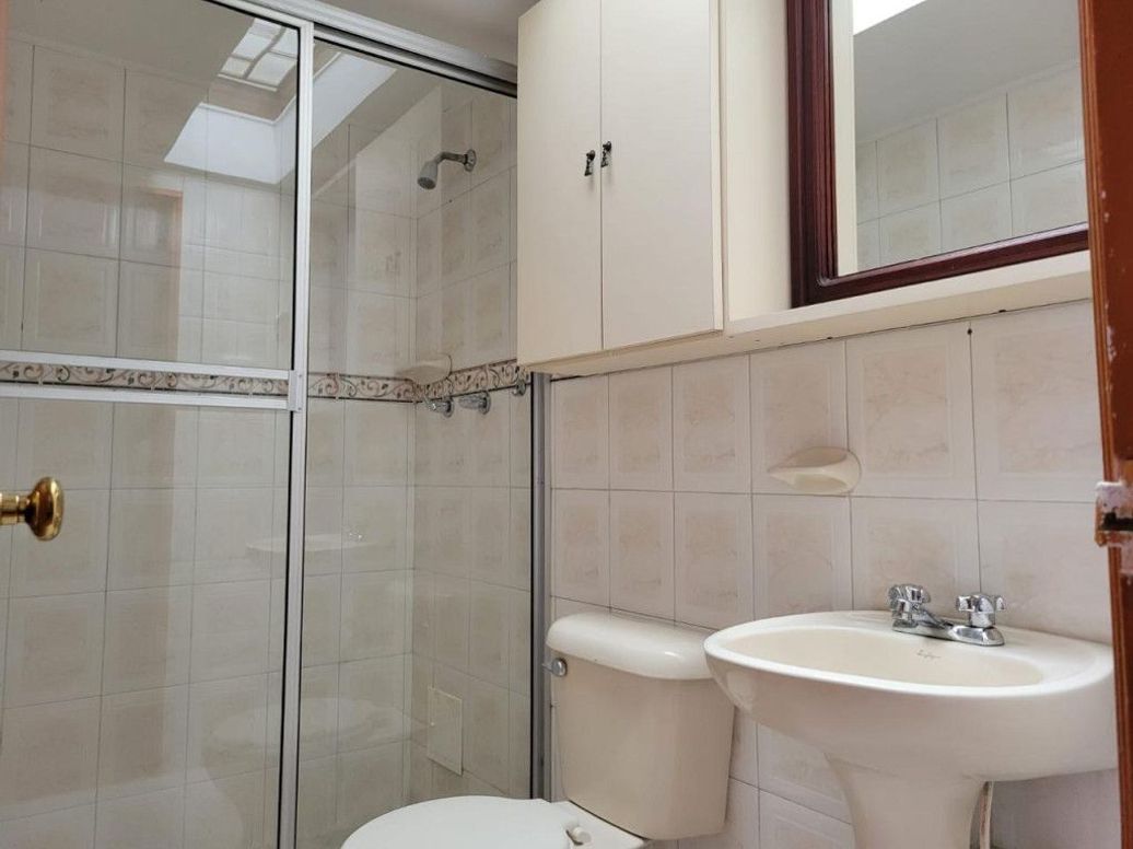 Casa de 4 alcobas en venta en Polo Club, Bogotá, 350 m² · foto 14 de 15