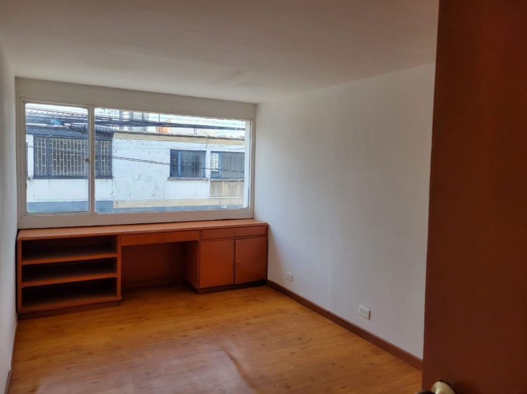 Casa de 4 alcobas en venta en Polo Club, Bogotá, 350 m² · foto 13 de 15