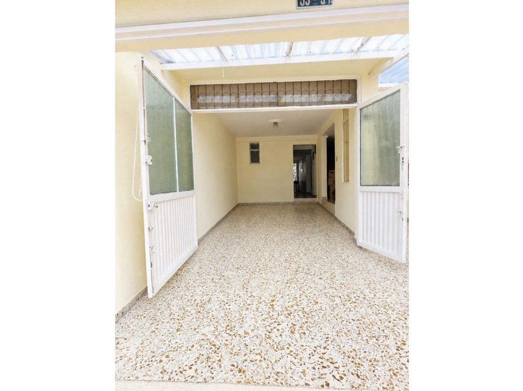 Casa de 4 alcobas en venta en Milenta, Bogotá, 231 m² · foto 2 de 19