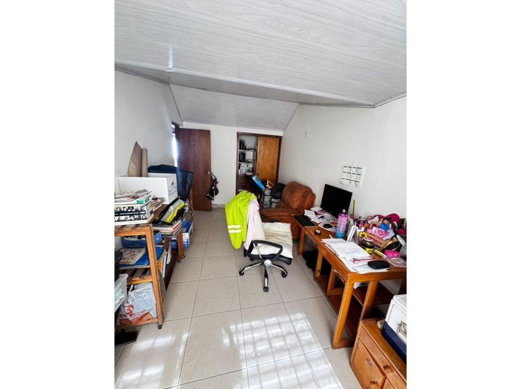 Casa de 4 alcobas en venta en Milenta, Bogotá, 231 m² · foto 9 de 19