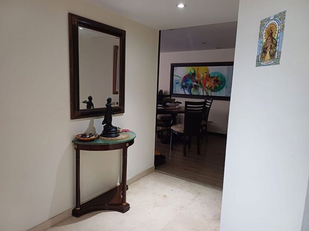 Apartamento de 2 alcobas en venta en El Contador, Bogotá, 140 m² · foto 13 de 20