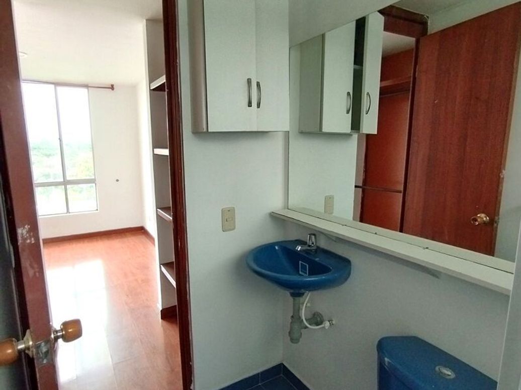 Apartamento de 3 alcobas en venta en Arabia, Bogotá, 50 m² · foto 13 de 15