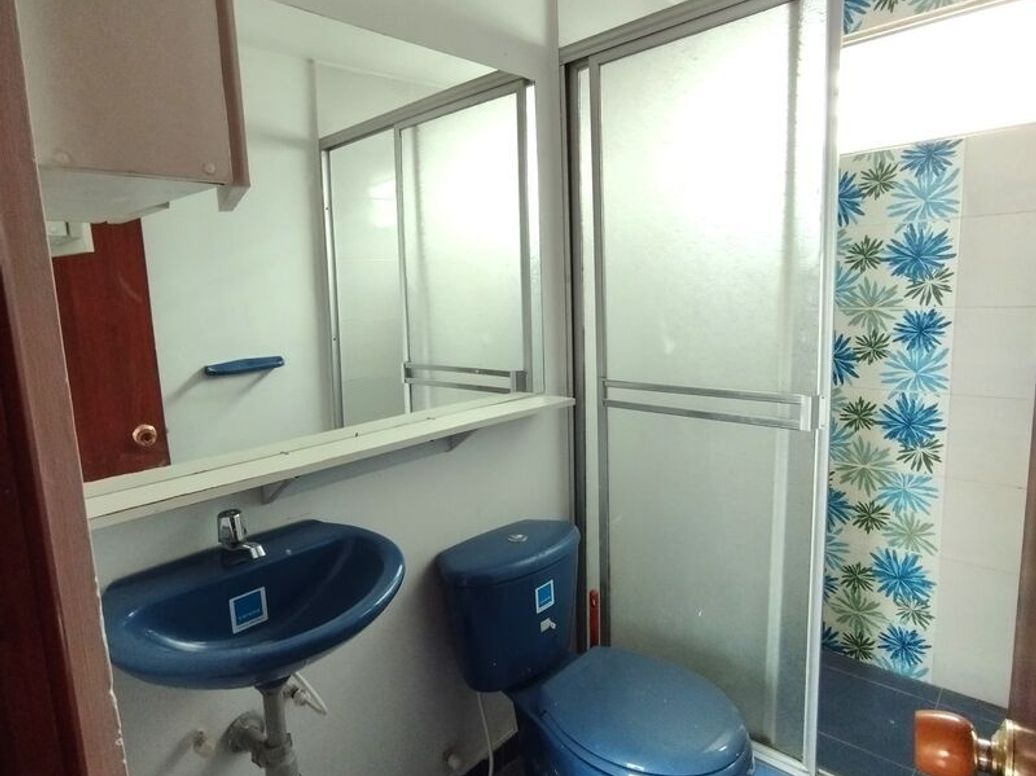 Apartamento de 3 alcobas en venta en Arabia, Bogotá, 50 m² · foto 12 de 15