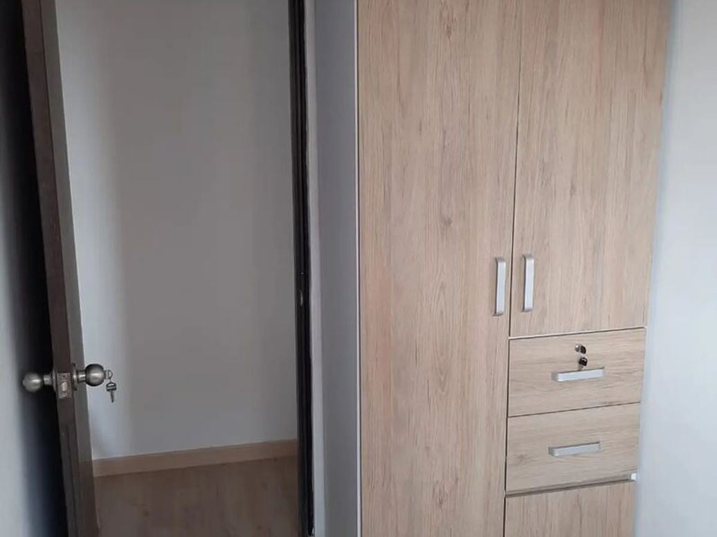 Apartamento de 3 alcobas en venta en Fontibón, Bogotá, 48 m² · foto 18 de 20