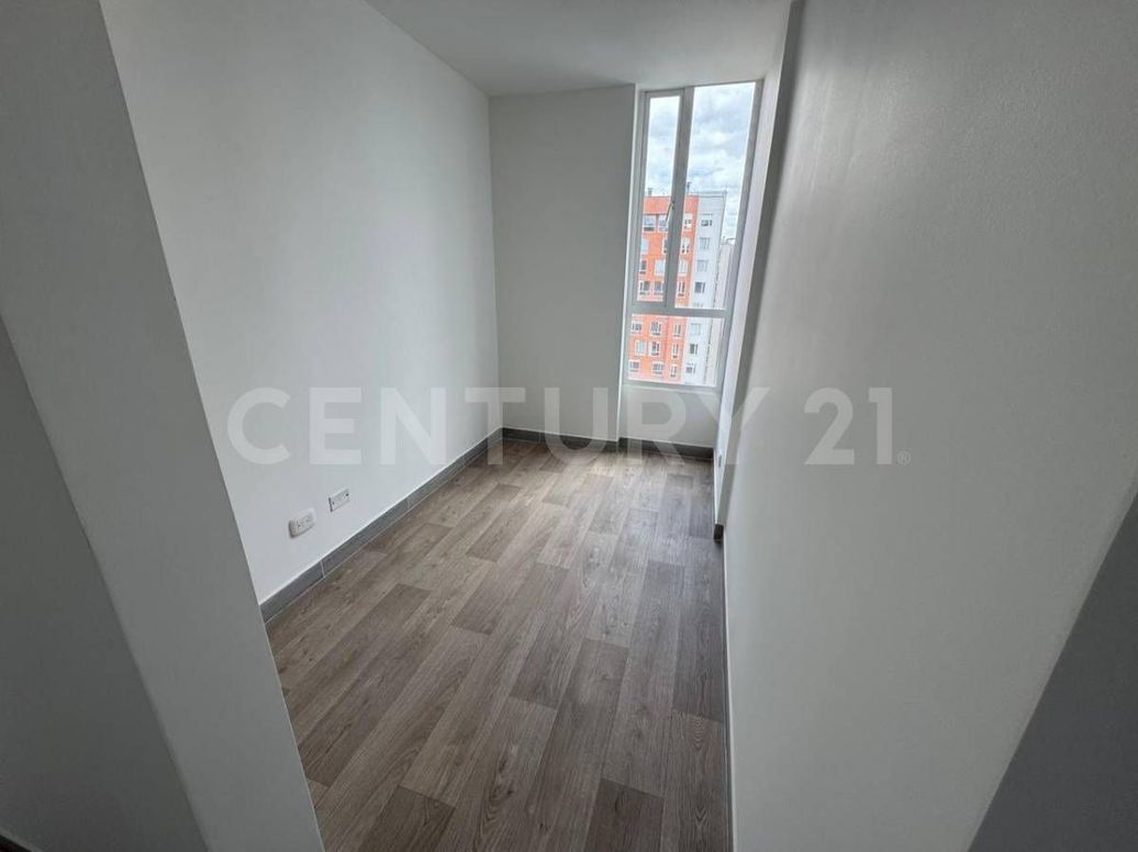 Apartamento de 2 alcobas en venta en El Vergel, Bogotá, 40 m² · foto 8 de 13