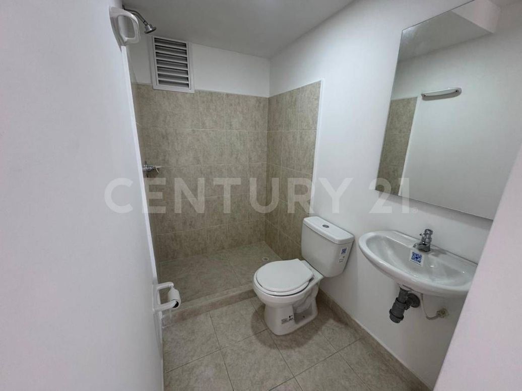 Apartamento de 2 alcobas en venta en El Vergel, Bogotá, 40 m² · foto 9 de 13
