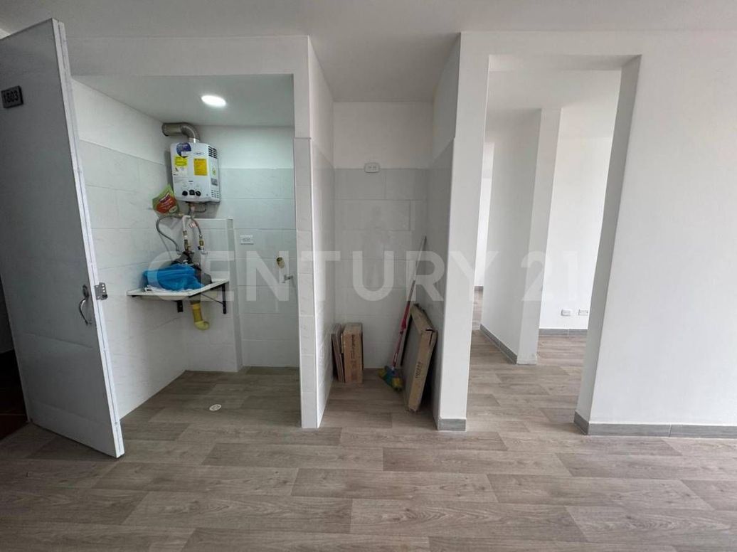 Apartamento de 2 alcobas en venta en El Vergel, Bogotá, 40 m² · foto 12 de 13