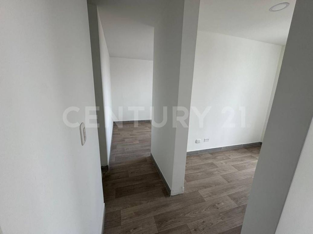 Apartamento de 2 alcobas en venta en El Vergel, Bogotá, 40 m² · foto 10 de 13
