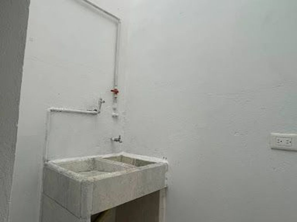 Casa de 2 alcobas en venta en El Tintal, Bogotá, 46 m² · foto 4 de 20