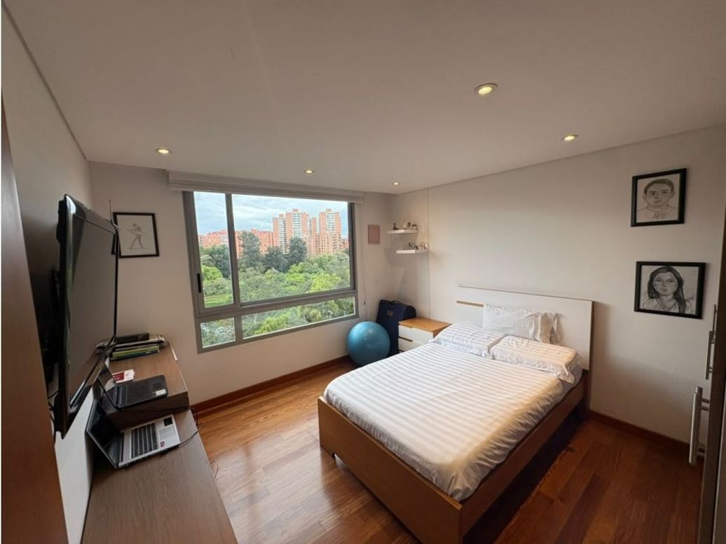 Apartamento de 3 alcobas en venta en Puente Largo, Bogotá, 178 m² · foto 15 de 20