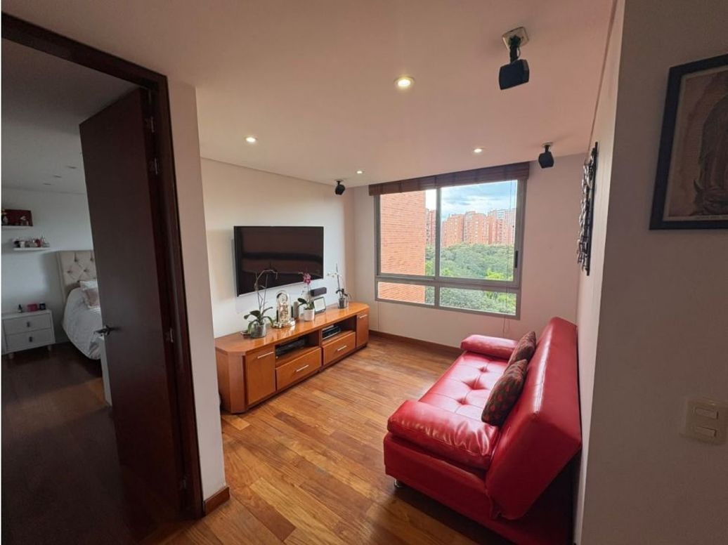 Apartamento de 3 alcobas en venta en Puente Largo, Bogotá, 178 m² · foto 8 de 20