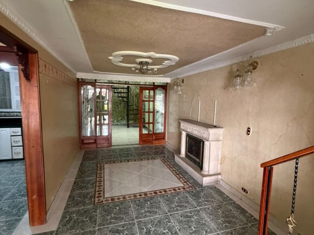 Casa de 5 alcobas en venta en Molinos Del Viento, Bogotá, 77 m² · foto 12 de 14