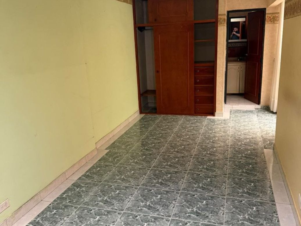 Casa de 5 alcobas en venta en Molinos Del Viento, Bogotá, 77 m² · foto 8 de 14