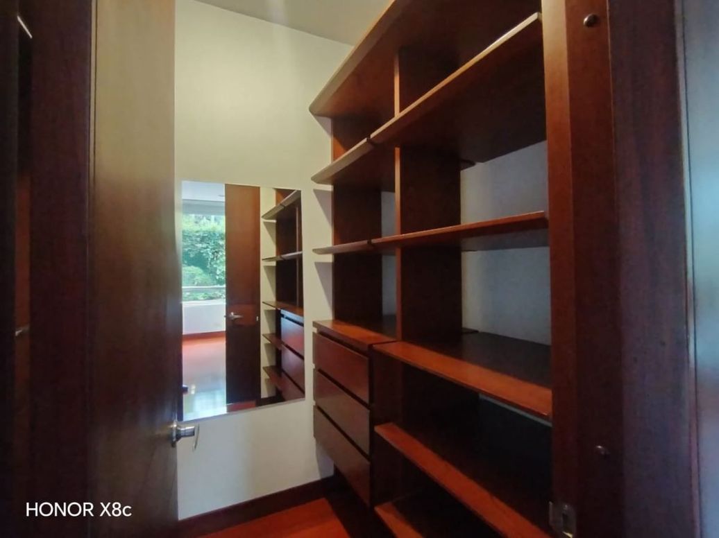 Apartamento de 3 alcobas en venta en Calatrava, Bogotá, 192 m² · foto 18 de 20