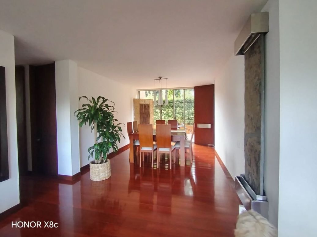 Apartamento de 3 alcobas en venta en Calatrava, Bogotá, 192 m² · foto 4 de 20
