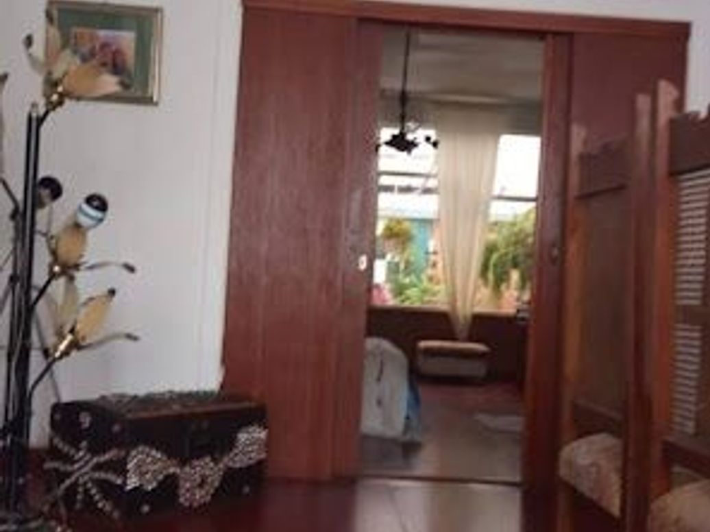 Casa de 11 alcobas en venta en Teusaquillo, Bogotá, 392 m² · foto 2 de 19