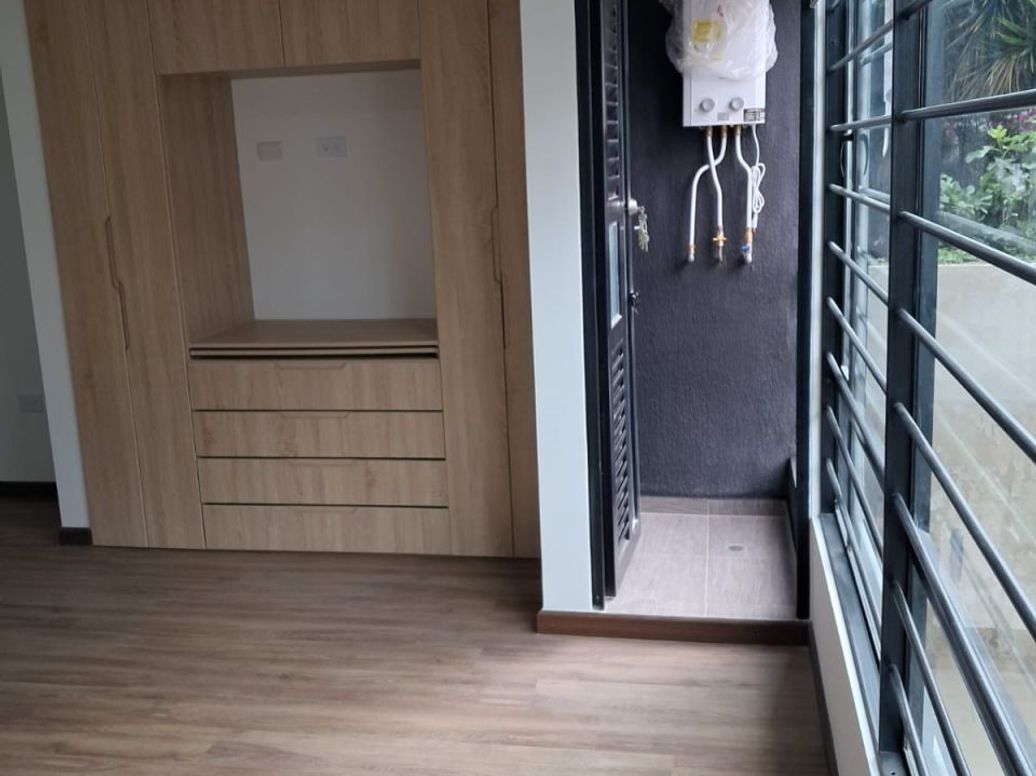 Apartamento de 1 alcoba en venta en Belalcázar, Bogotá, 31 m² · foto 4 de 9