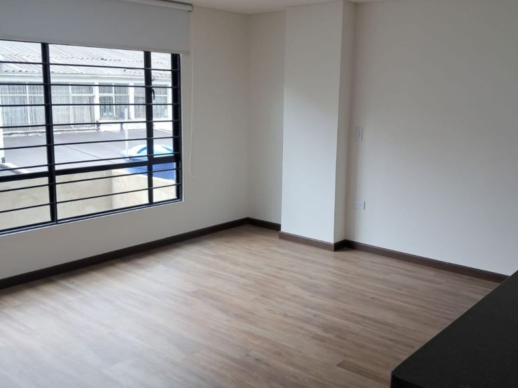 Apartamento de 1 alcoba en venta en Belalcázar, Bogotá, 31 m² · foto 3 de 9