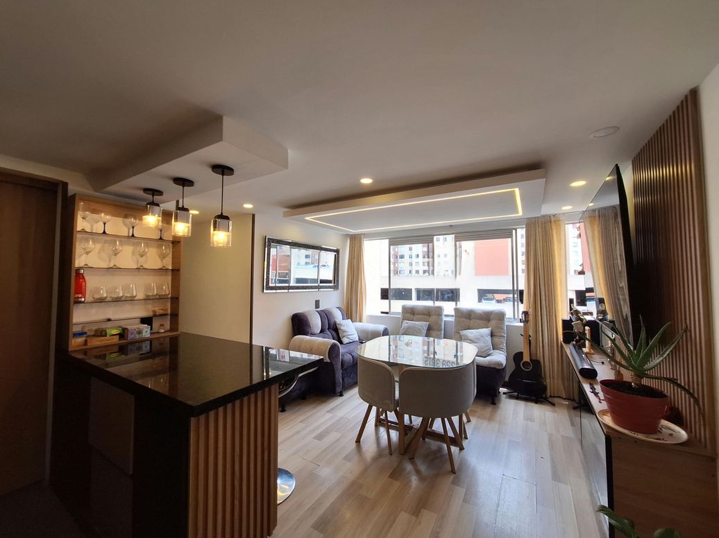 Apartamento de 3 alcobas en venta en Peñon Del Cortijo, Bogotá, 55 m² · foto 2 de 20