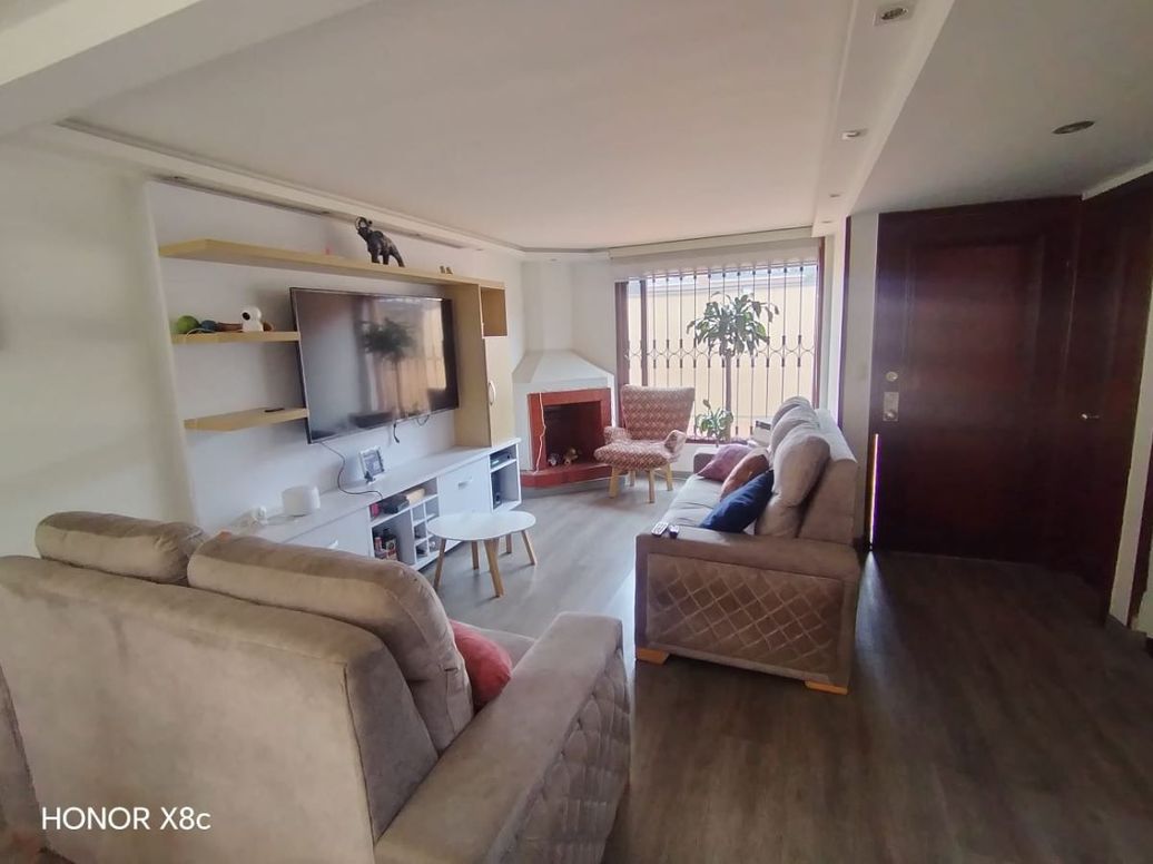 Casa de 4 alcobas en venta en El Contador, Bogotá, 165 m² · foto 4 de 20