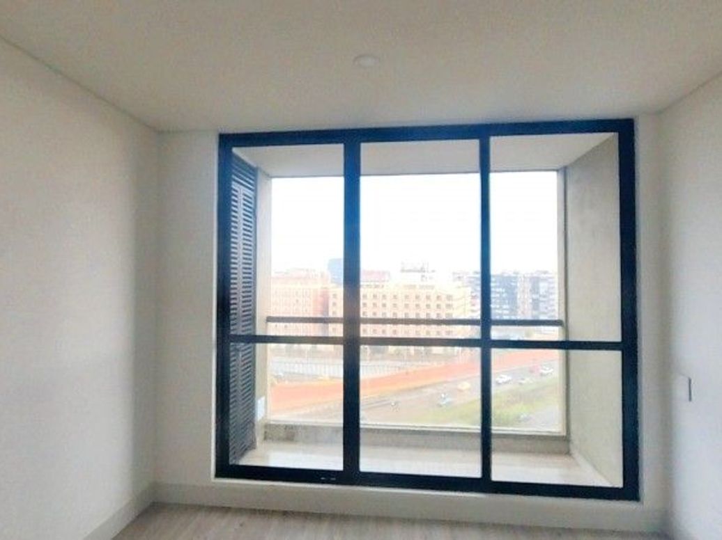 Apartamento de 2 alcobas en venta en Chico Norte Et. Iii, Bogotá, 67 m² · foto 3 de 12