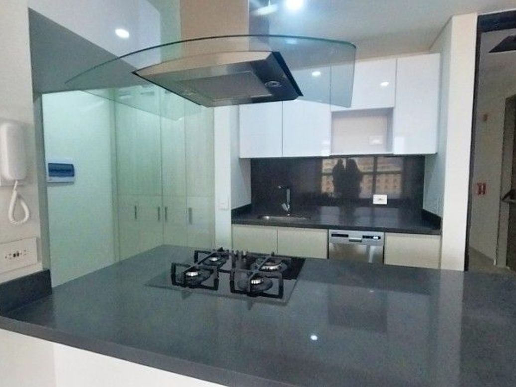 Apartamento de 2 alcobas en venta en Chico Norte Et. Iii, Bogotá, 67 m² · foto 6 de 12
