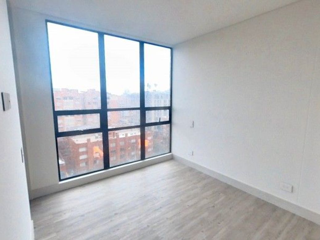 Apartamento de 2 alcobas en venta en Chico Norte Et. Iii, Bogotá, 67 m² · foto 7 de 12