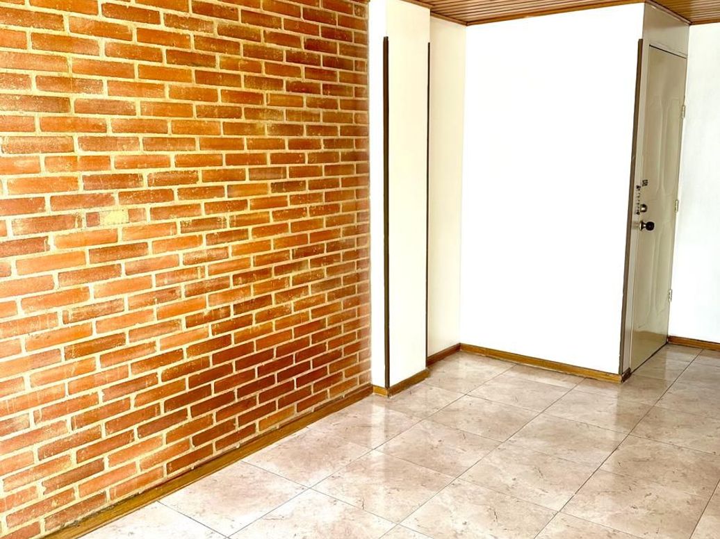 Apartamento de 2 alcobas en venta en Santa Teresa, Bogotá, 45 m² · foto 4 de 16