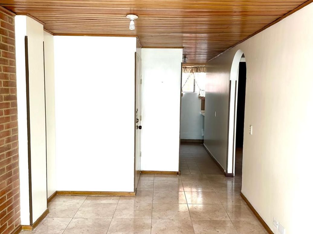 Apartamento de 2 alcobas en venta en Santa Teresa, Bogotá, 45 m² · foto 5 de 16