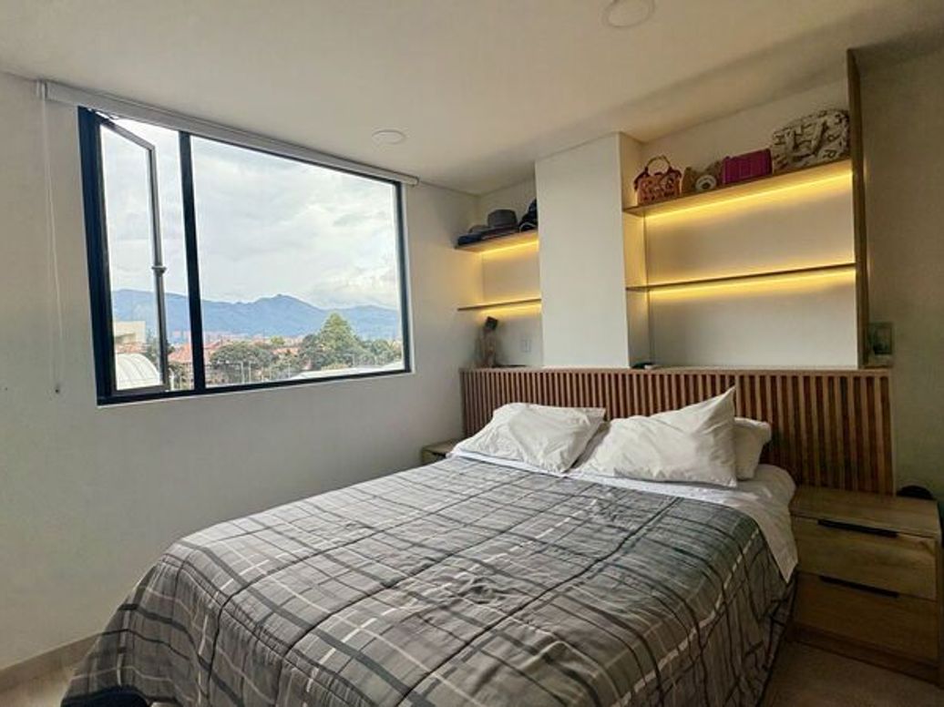 Apartamento de 1 alcoba en venta en Canódromo, Bogotá, 35 m² · foto 3 de 11