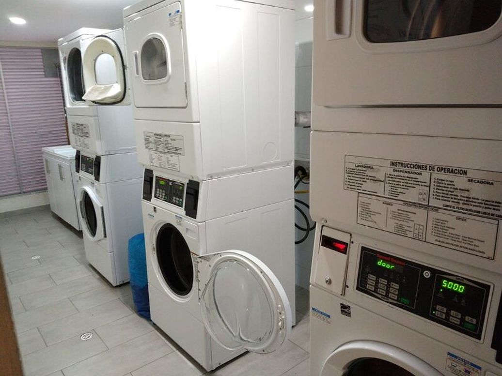 Apartaestudio en venta en Chapinero Central, Bogotá, 35 m² · foto 14 de 16