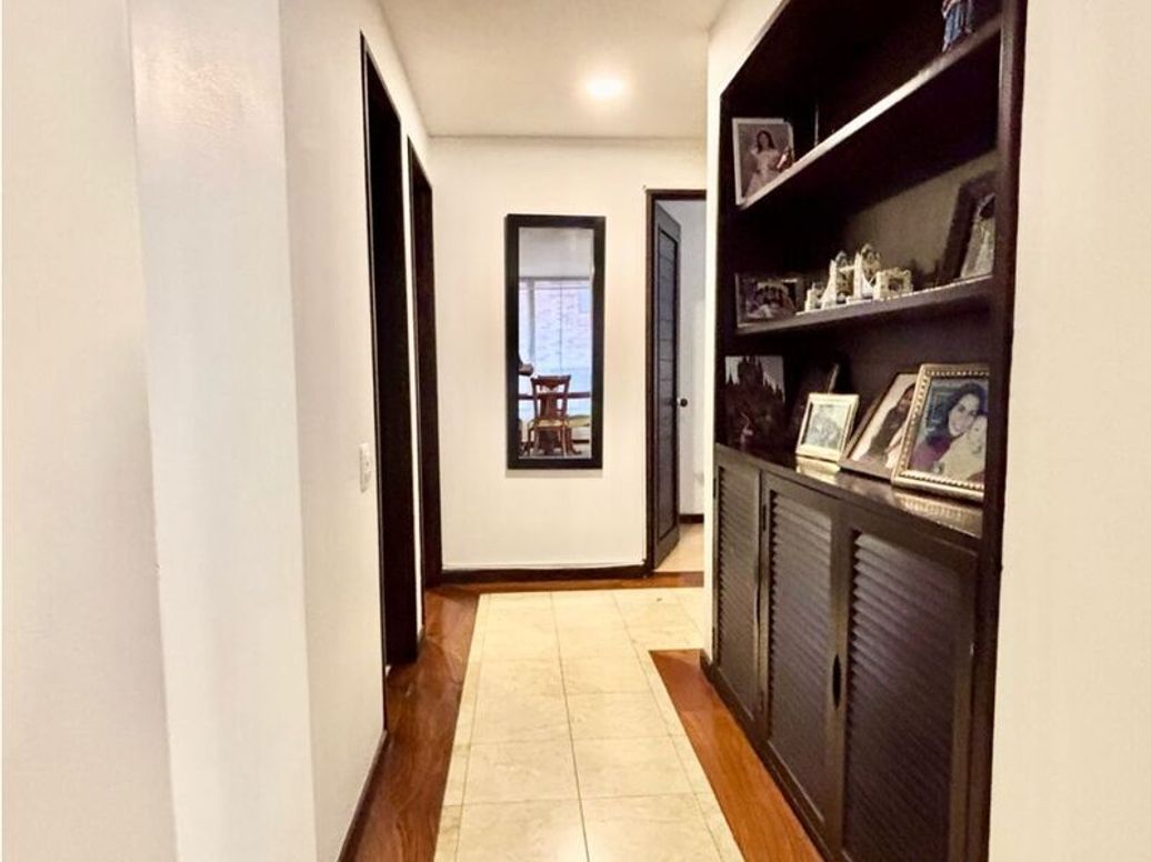 Apartamento en venta en La Carolina, Bogotá · foto 7 de 20