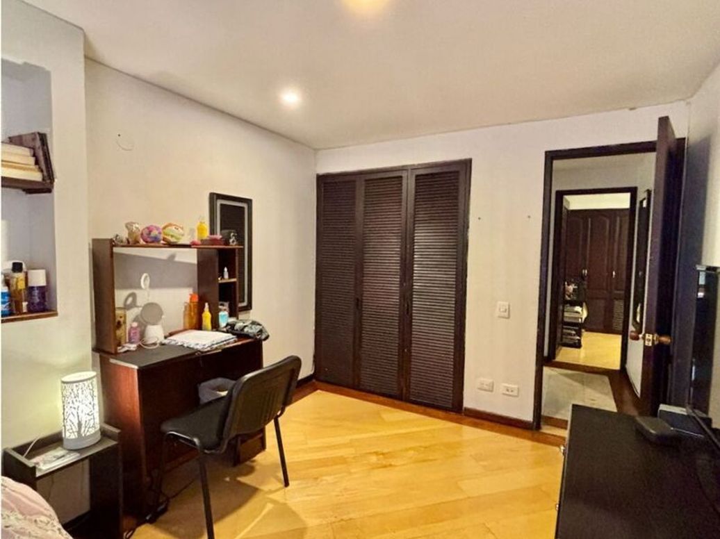 Apartamento en venta en La Carolina, Bogotá · foto 13 de 20