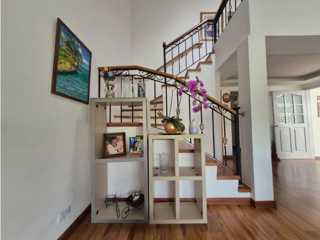 Casa de 5 alcobas en venta en Santa Rosa, Bogotá, 282 m² · foto 6 de 20
