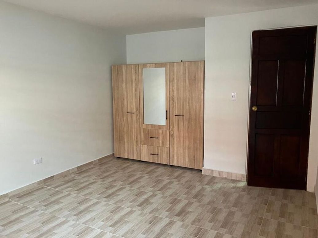 Casa de 3 alcobas en venta en San Jose, Bogotá, 180 m² · foto 9 de 20