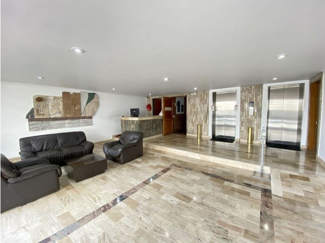 Apartamento de 3 alcobas en venta en Escuela De Infantería, Bogotá, 130 m² · foto 15 de 19