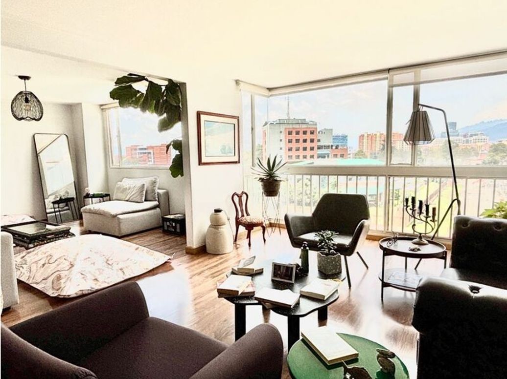 Apartamento de 3 alcobas en venta en Escuela De Infantería, Bogotá, 130 m² · foto 3 de 19