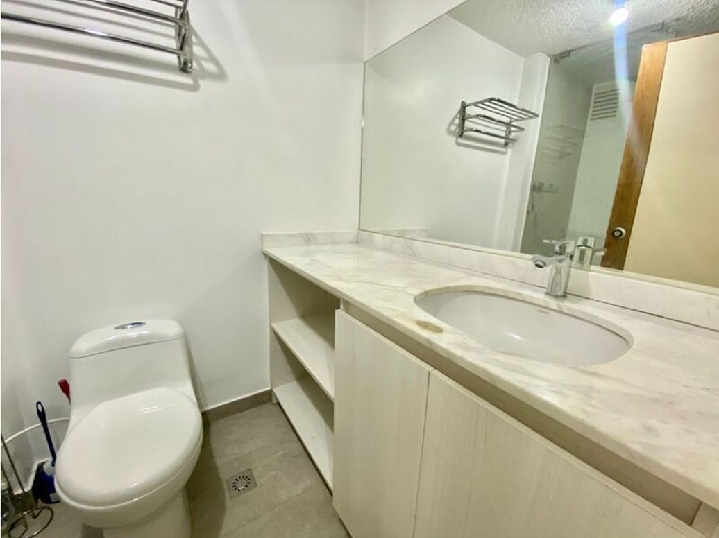 Apartamento de 3 alcobas en venta en Escuela De Infantería, Bogotá, 130 m² · foto 11 de 19