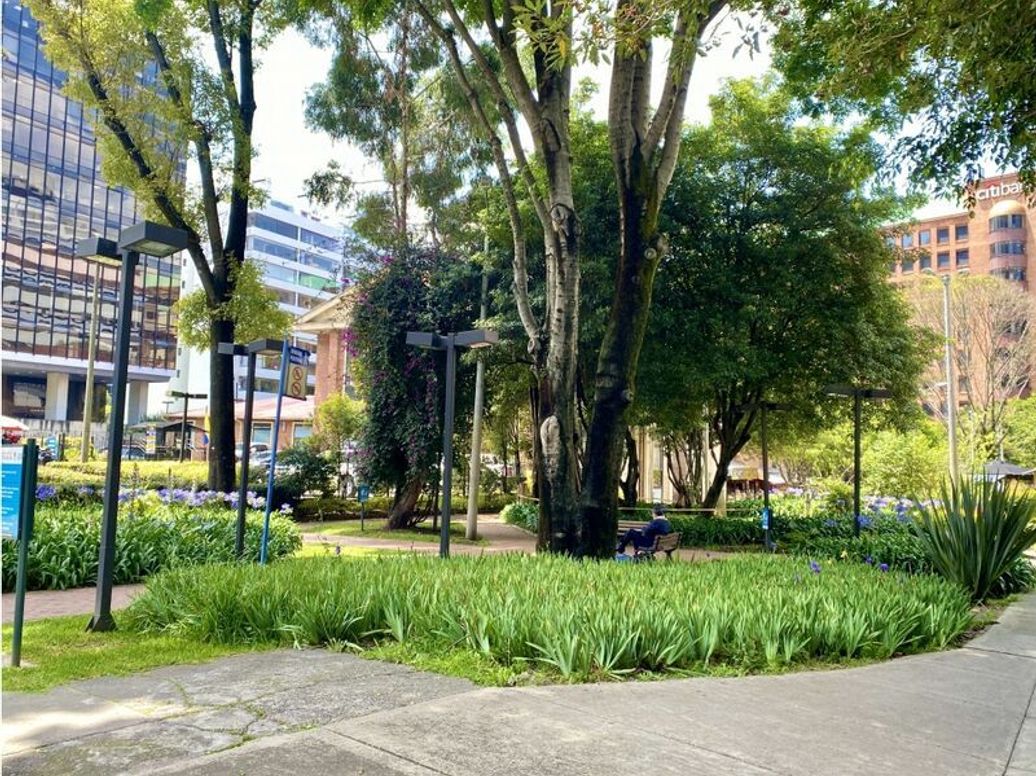Apartamento de 3 alcobas en venta en Escuela De Infantería, Bogotá, 130 m² · foto 17 de 19