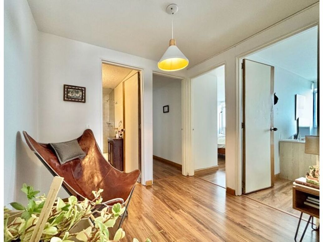 Apartamento de 3 alcobas en venta en Escuela De Infantería, Bogotá, 130 m² · foto 4 de 19