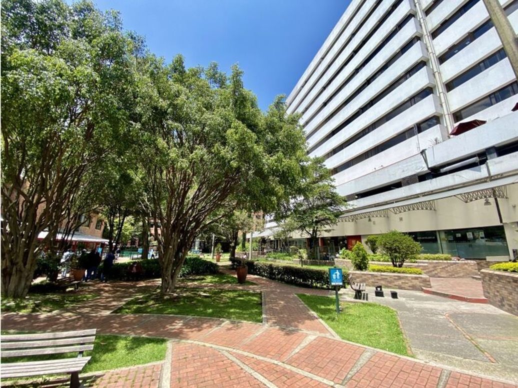 Apartamento de 3 alcobas en venta en Escuela De Infantería, Bogotá, 130 m² · foto 18 de 19