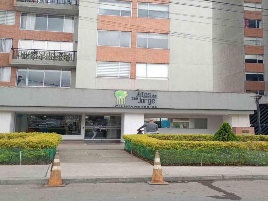 Apartamento de 3 alcobas en venta en Costa Azul, Bogotá, 73 m² · foto 15 de 16