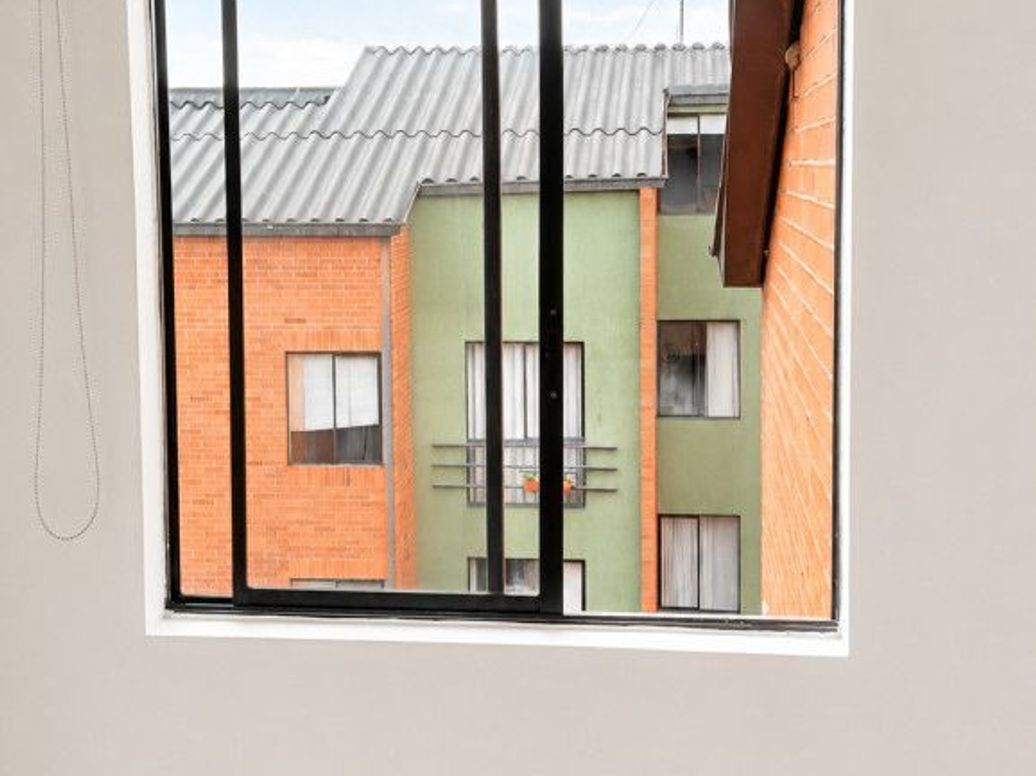 Apartamento de 3 alcobas en venta en El Rincón De Los Angeles, Bogotá, 76 m² · foto 4 de 20