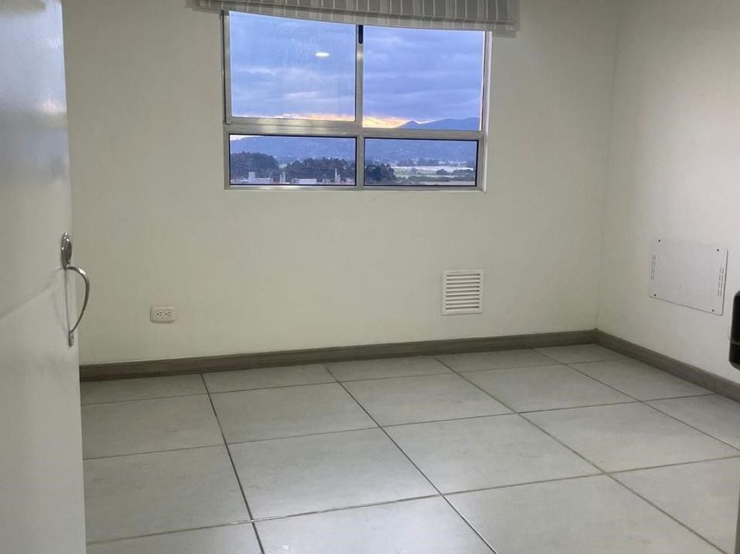 Apartamento de 2 alcobas en venta en Tuna Baja, Bogotá, 37 m² · foto 5 de 11