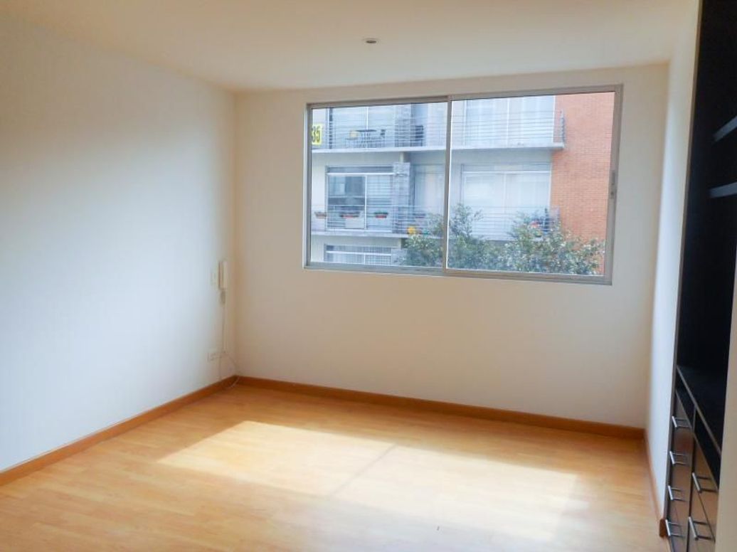 Apartamento de 2 alcobas en arriendo en Santa Barbara Oriental, Bogotá, 83 m² · foto 9 de 12